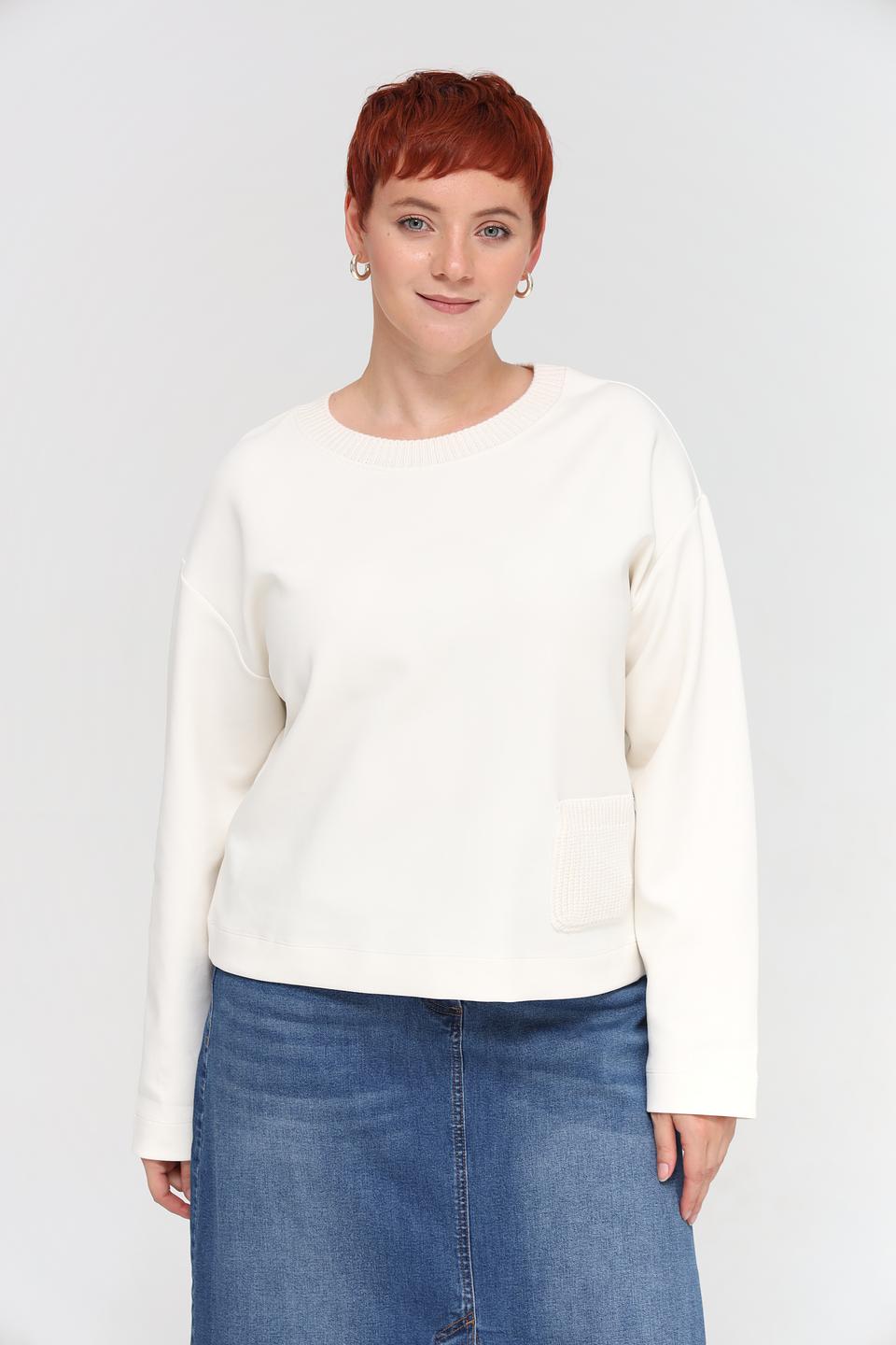 Пуловер Margittes с карманом молочный