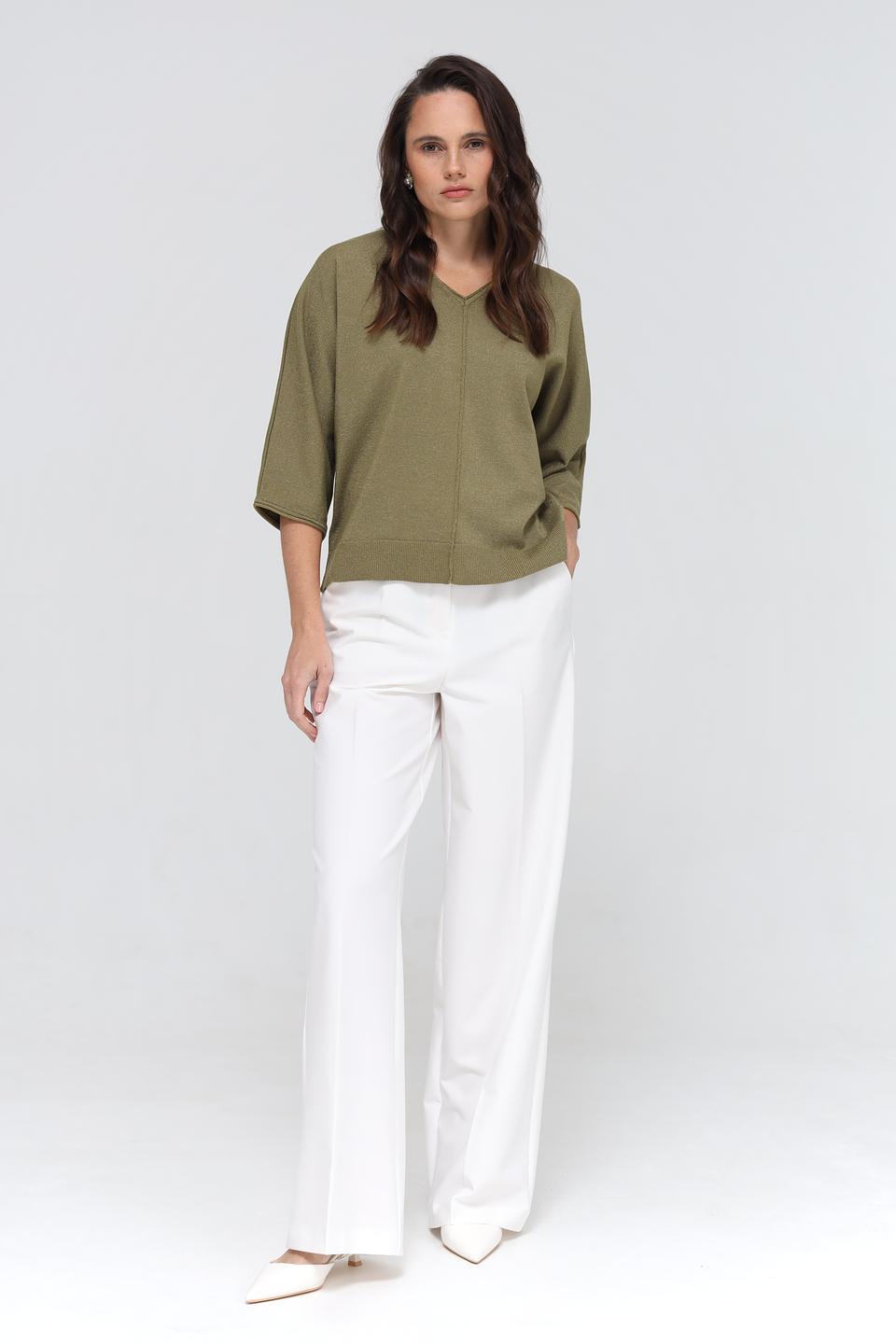 Пуловер Lecomte оливковый с V-образным вырезом