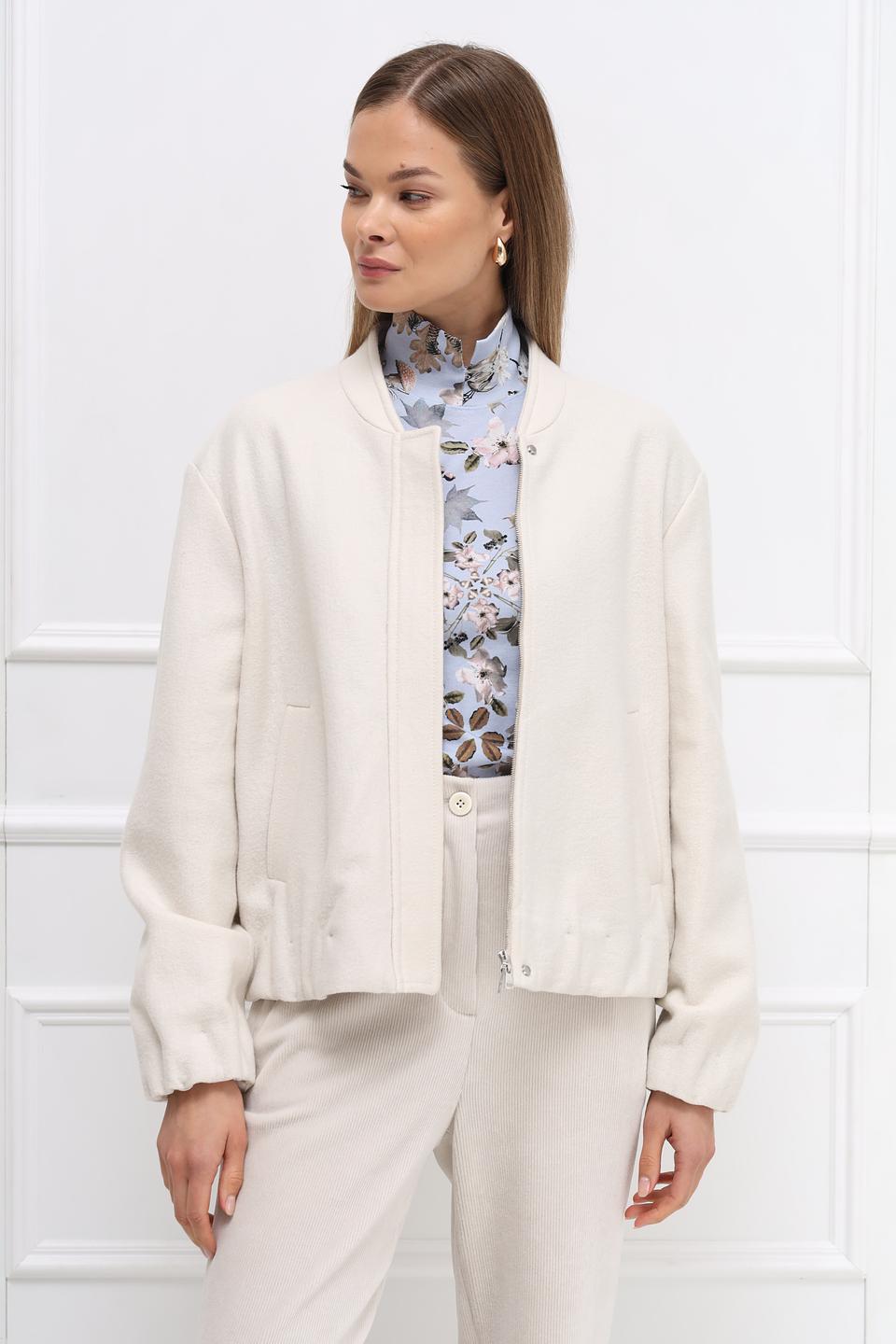 Жакет Marc Cain в стиле бомбер бежевый