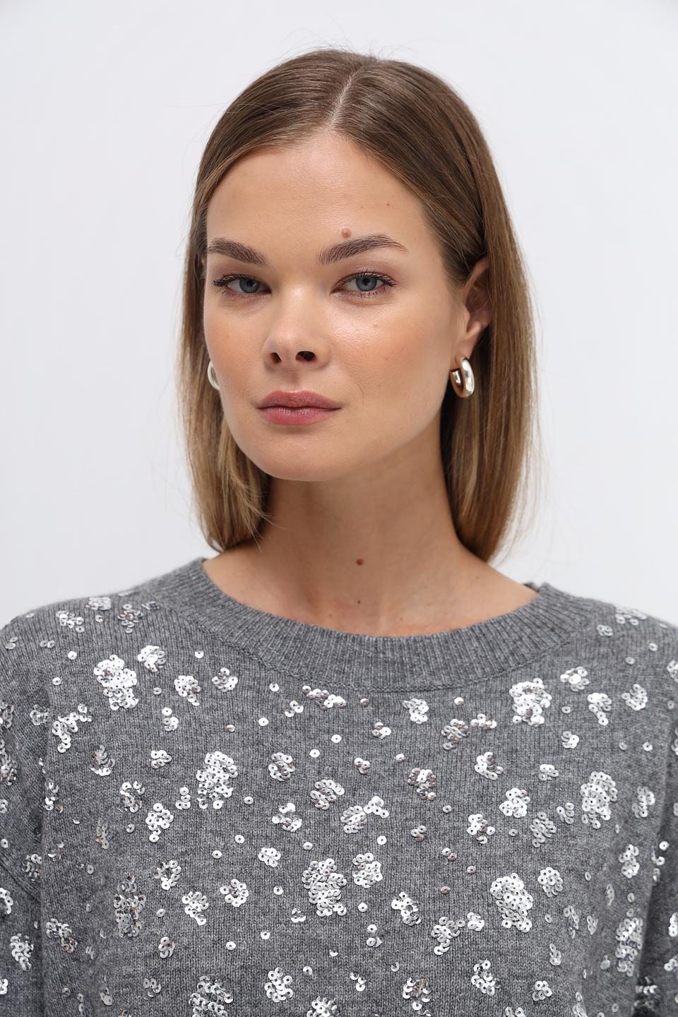 Пуловер Oui с пайетками серый