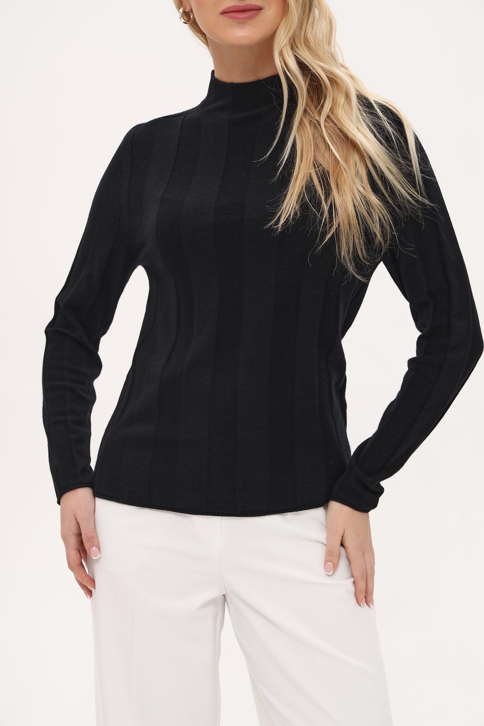 Пуловер Marc Cain чёрный с вертикальной текстурой