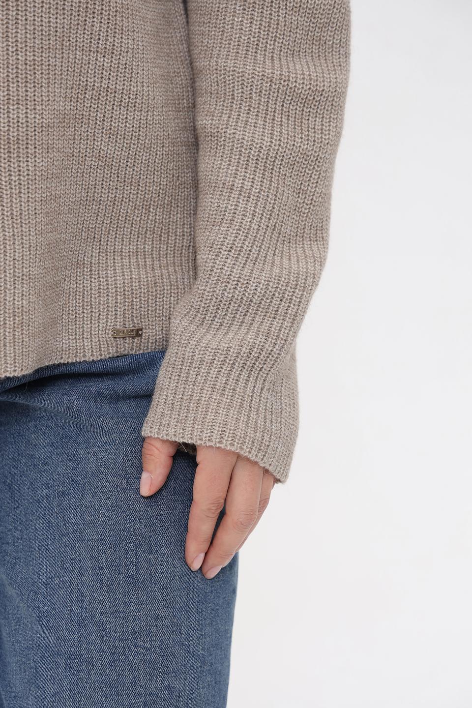 Пуловер Cinque с горлом бежевый