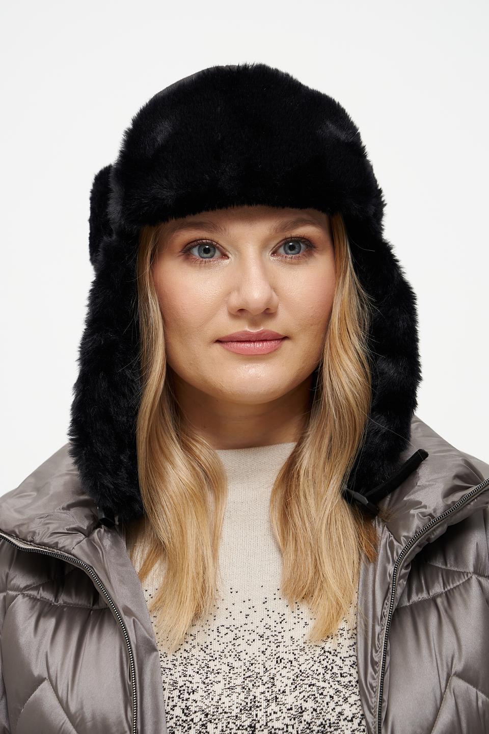Шапка Seeberger чёрная с мехом