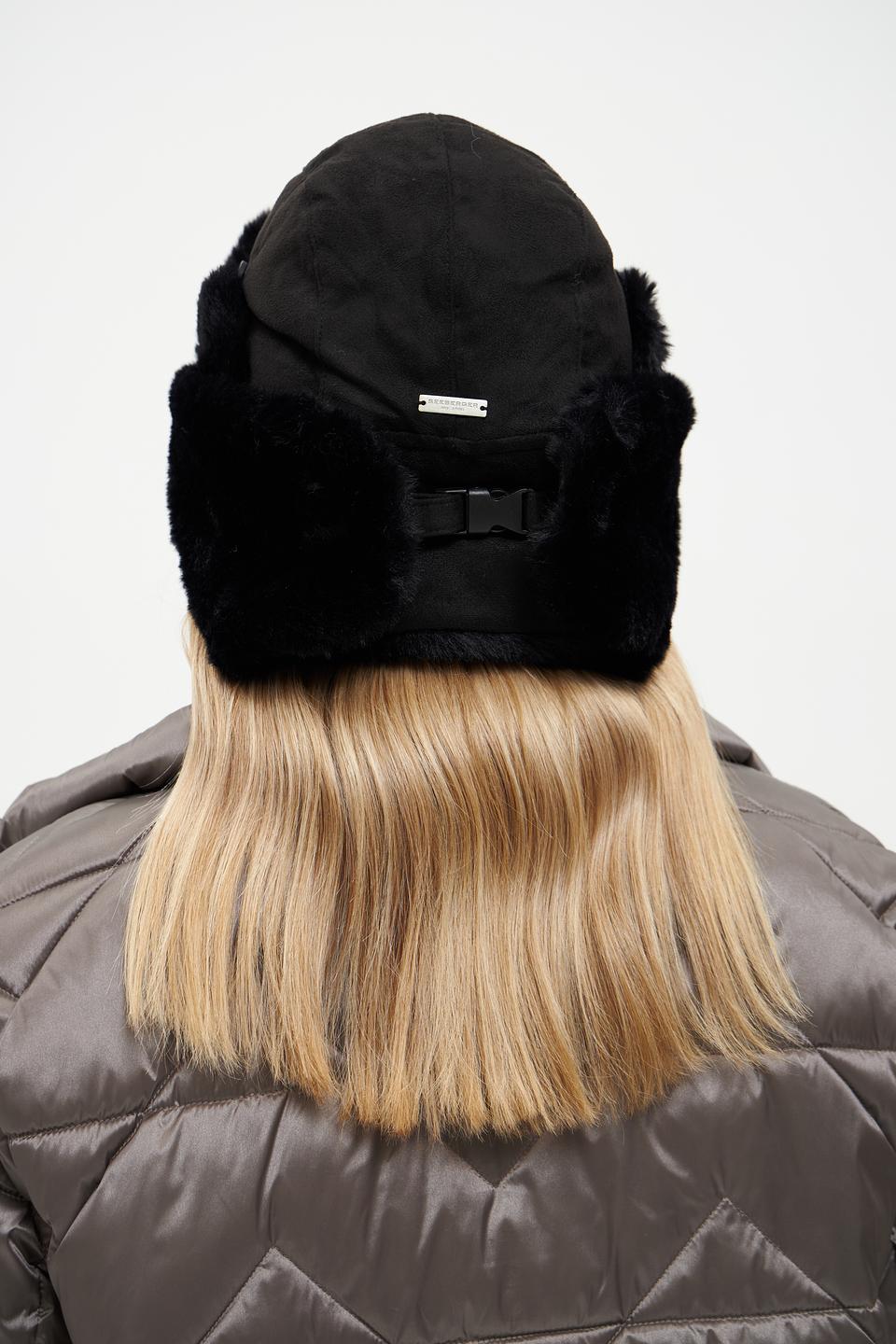 Шапка Seeberger чёрная с мехом