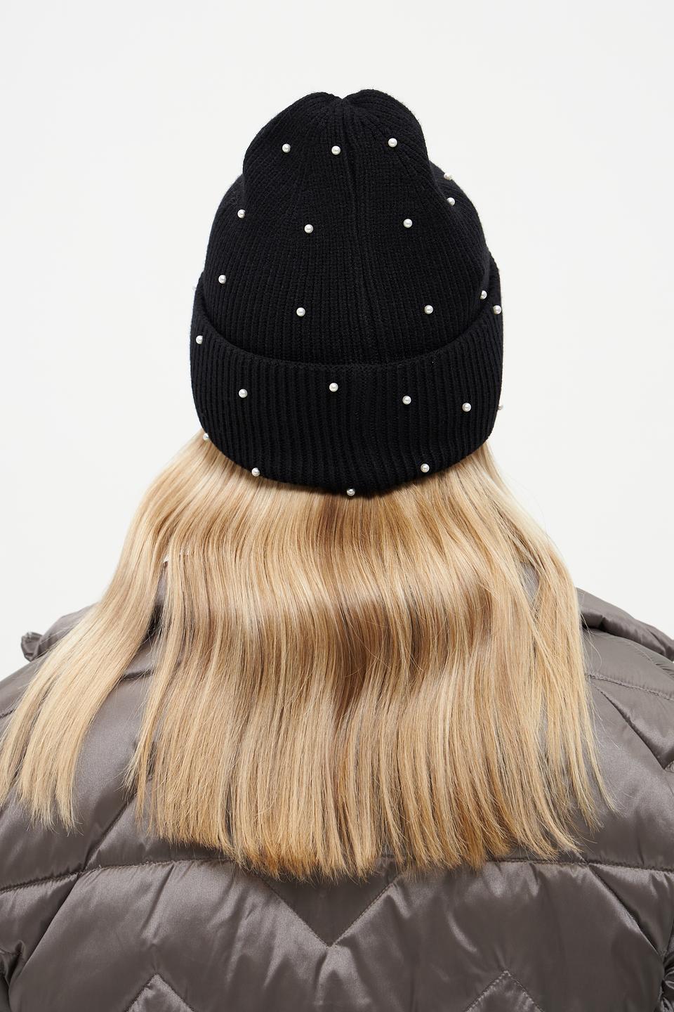 Шапка Seeberger с жемчугом чёрная