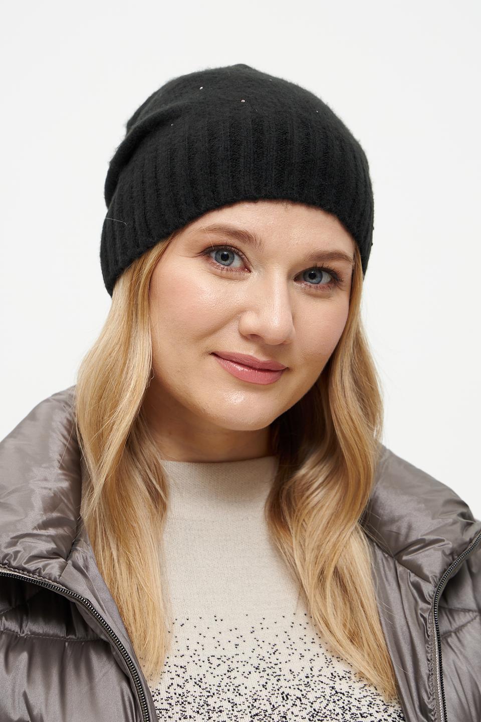 Шапка Fraas чёрная с декором