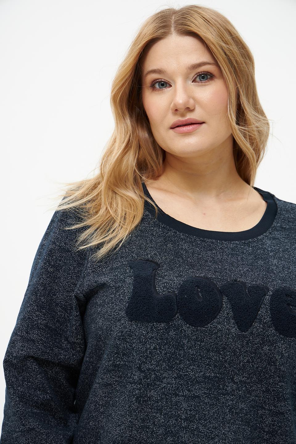 Пуловер Frapp с надписью Love