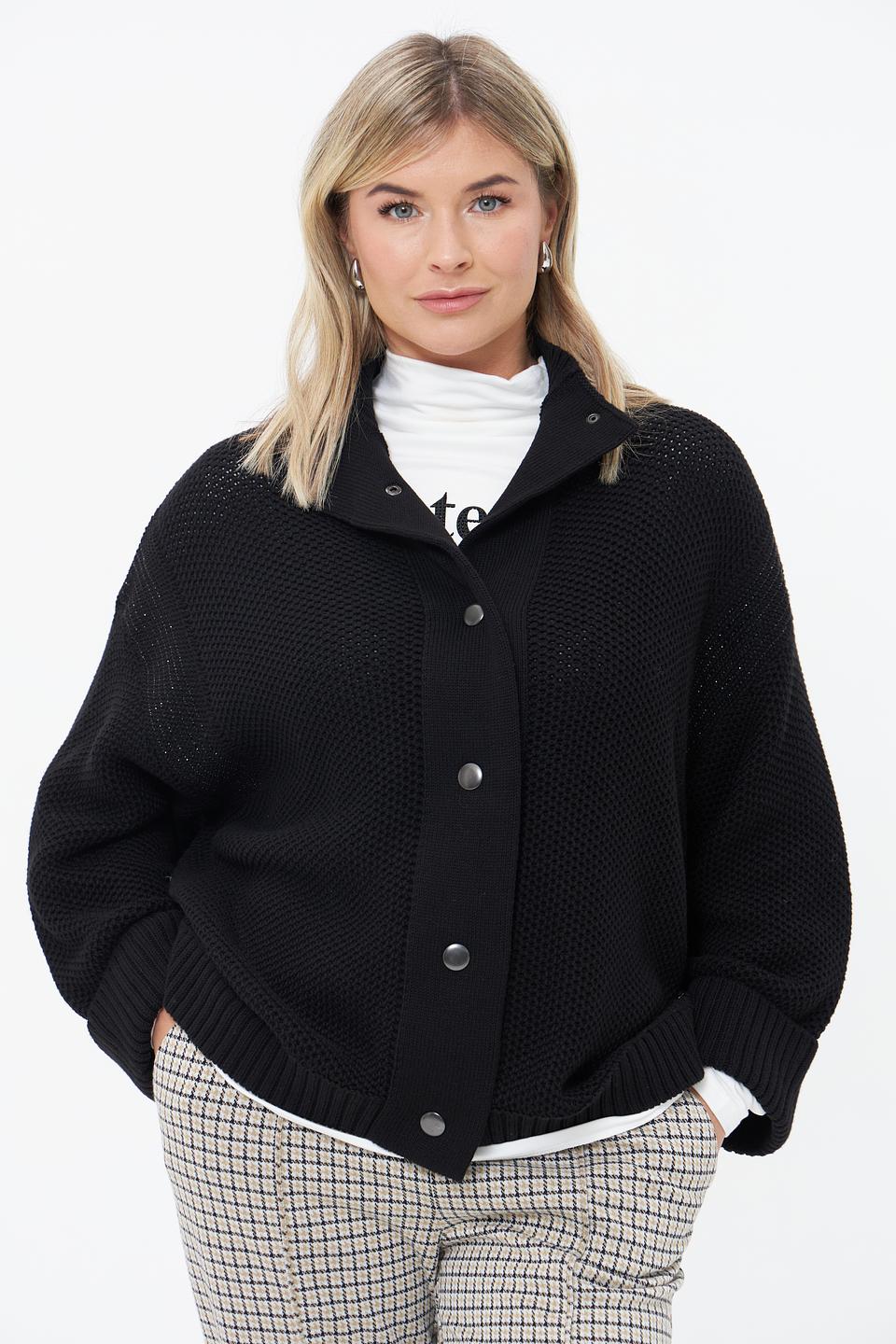 Жакет Monari чёрный вязаный