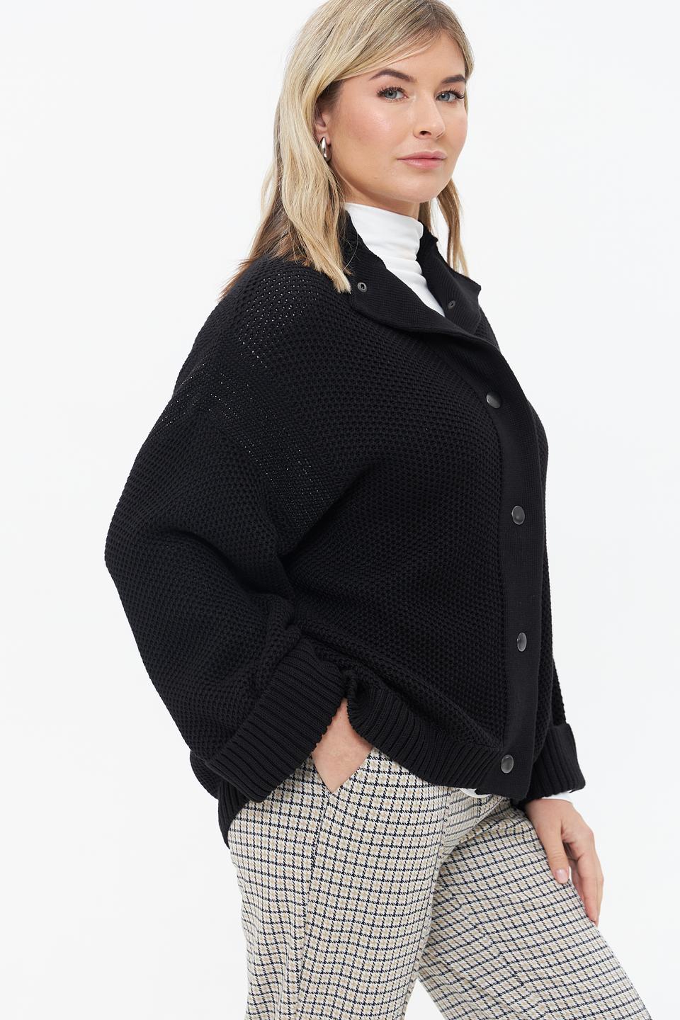 Жакет Monari чёрный вязаный