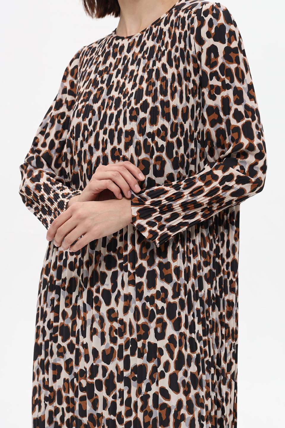 Платье Betty Barclay леопард