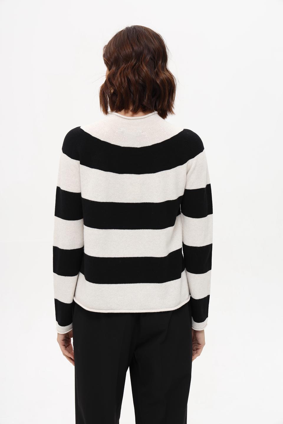Пуловер Oui в полоску