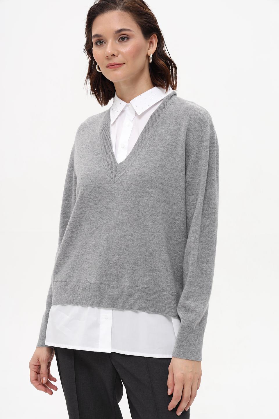 Блуза Margittes серая V-образный вырез
