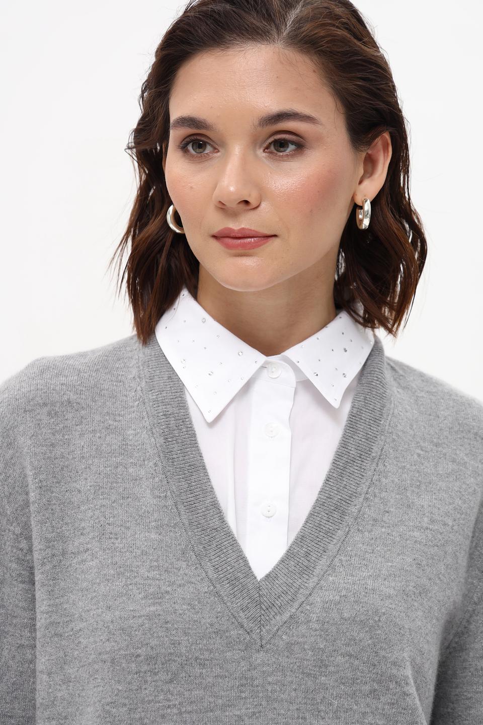 Блуза Margittes серая V-образный вырез