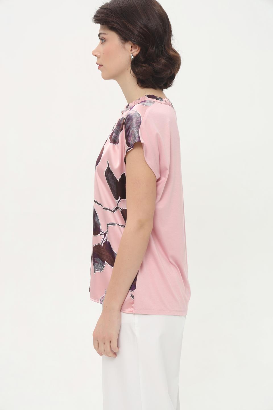 Блуза More and More с листьями