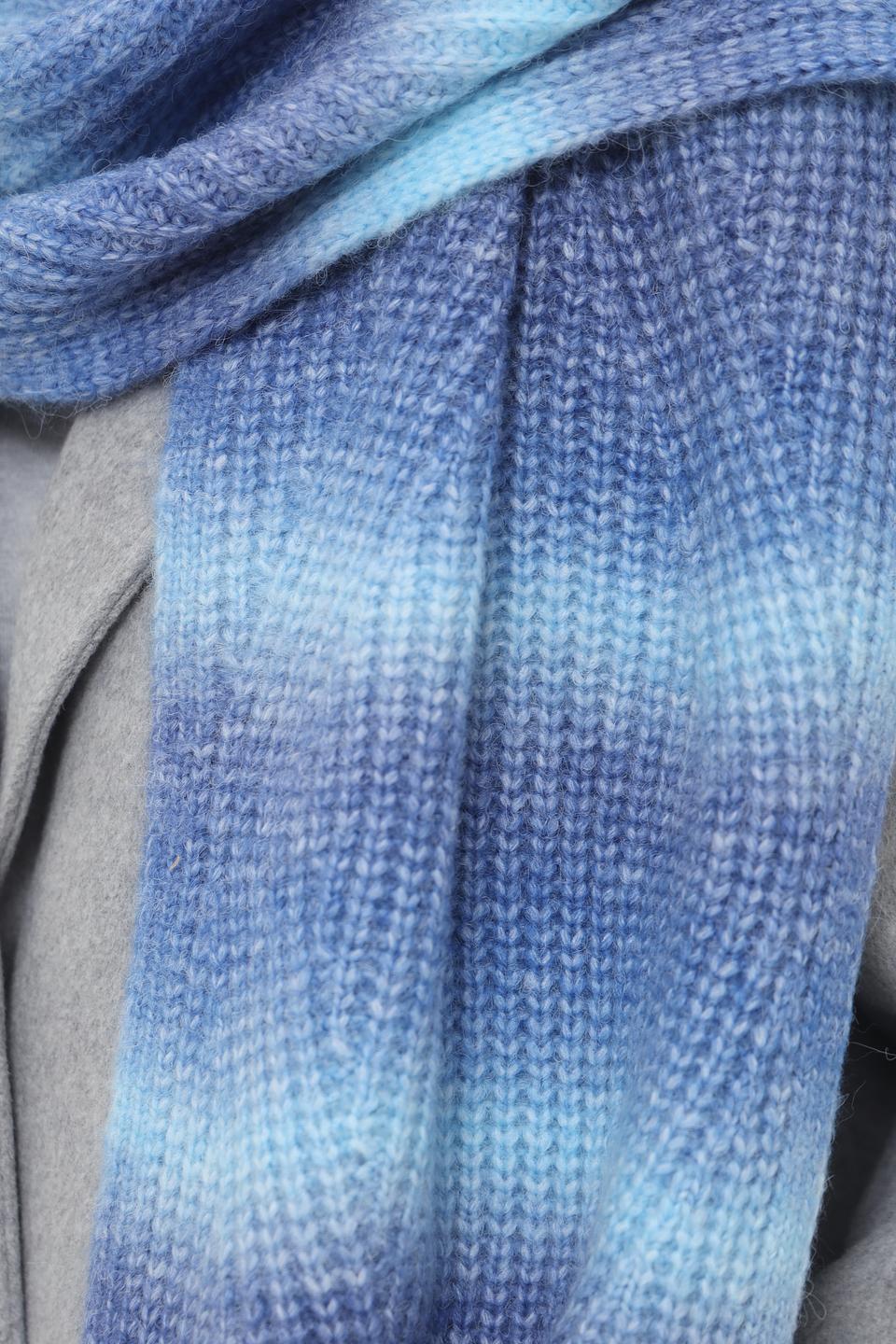 Шарф Seeberger вязаный голубой