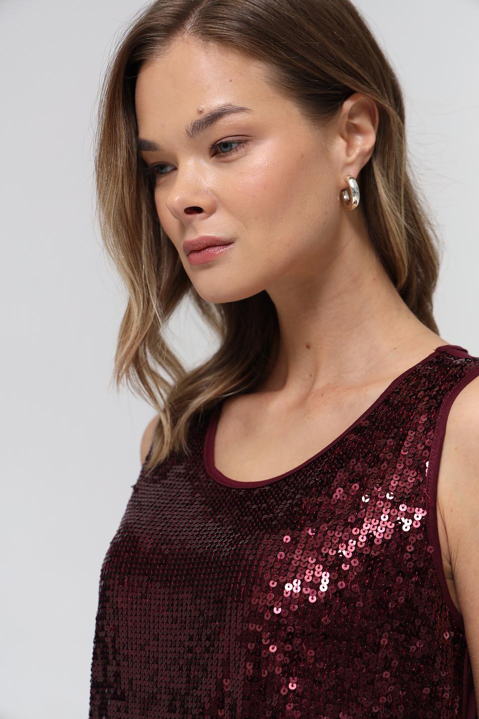 Топ Lecomte с пайетками бордовый