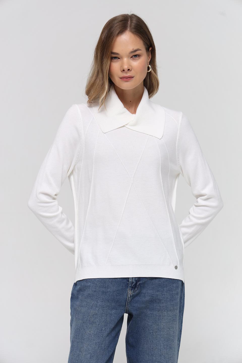 Пуловер Gollehaug с воротником-стойкой белый