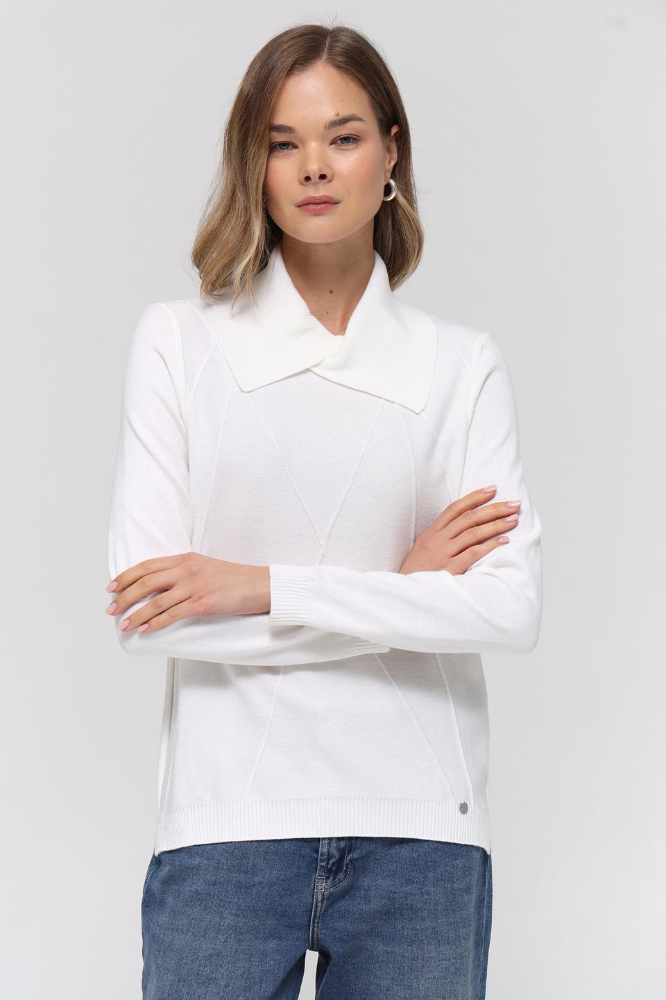 Пуловер Gollehaug с воротником-стойкой белый