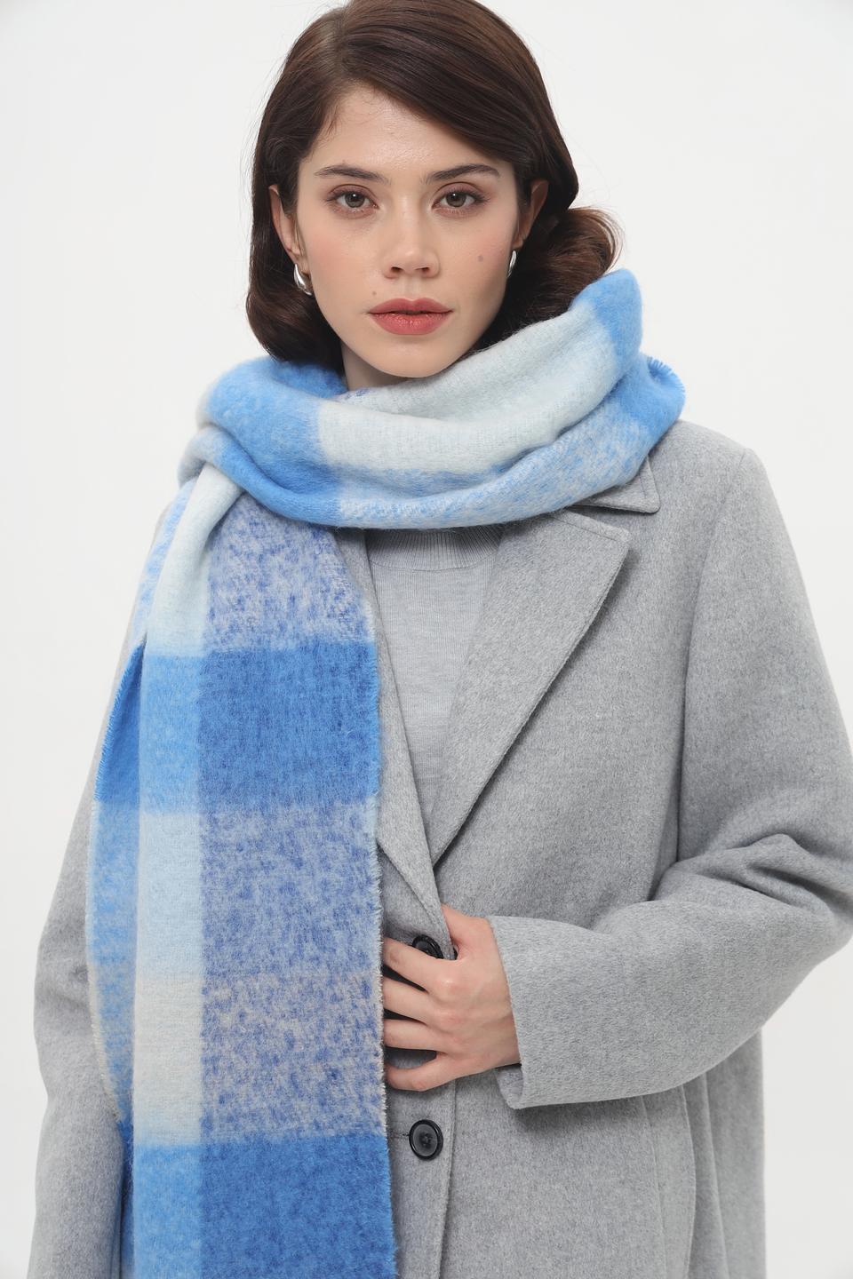 Шарф Oui в клетку голубой