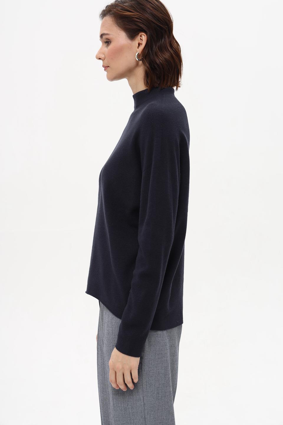 Пуловер Oui с горлом, тёмно-синий