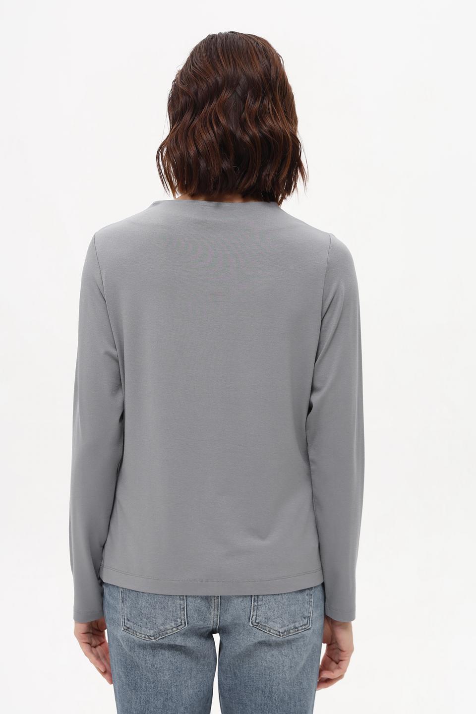 Футболка Lecomte с пайетками серая