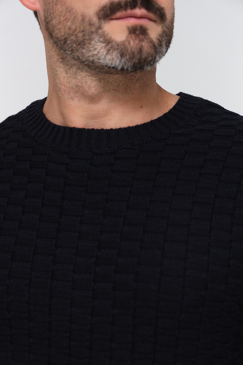 Джемпер Time Zone чёрный с текстурой