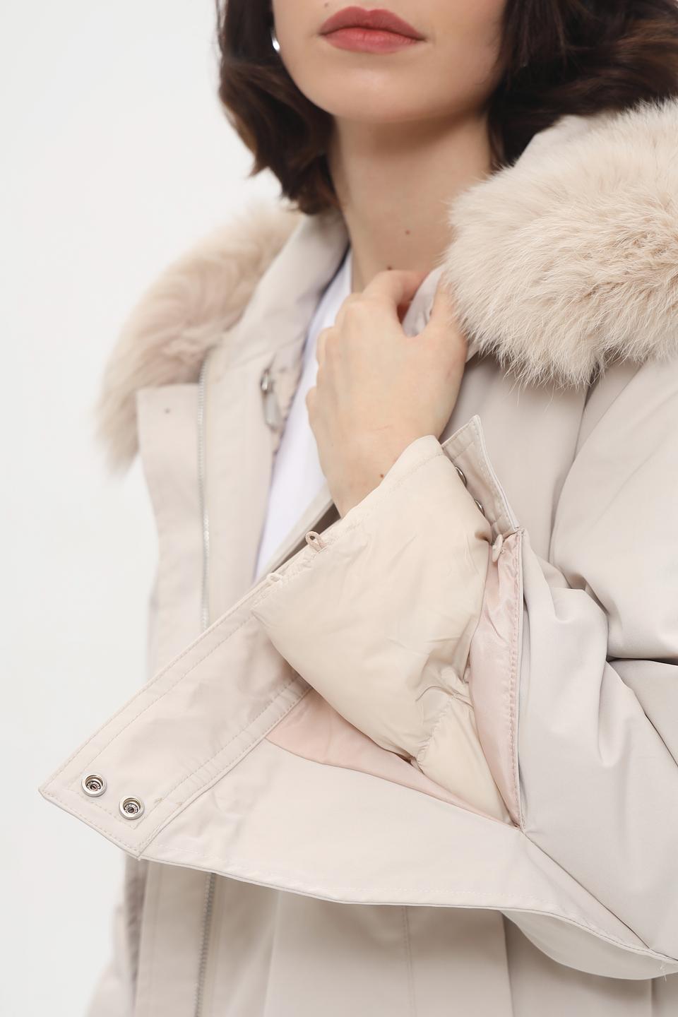 Куртка Electra style бежевая с мехом