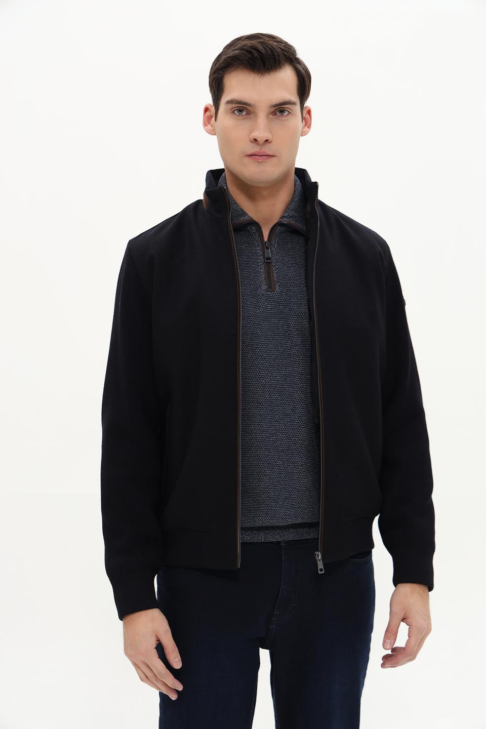 Ветровка Bugatti чёрная