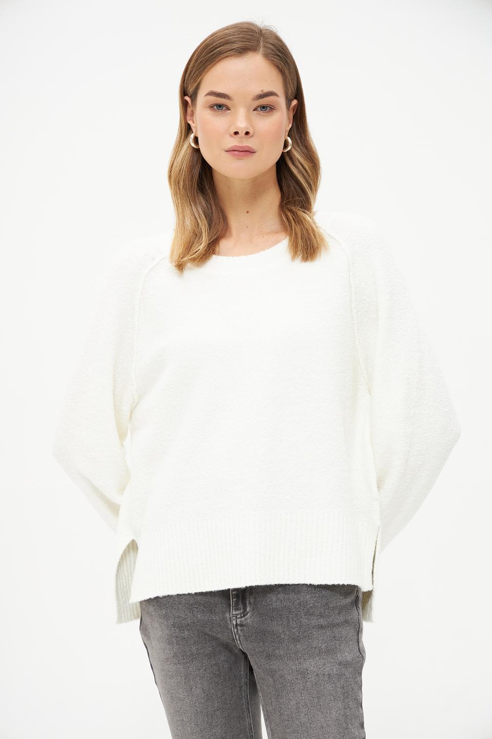 Пуловер Tom Tailor белый с рукавами-колокол