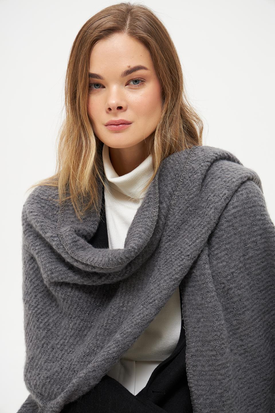 Шарф Tom Tailor серый