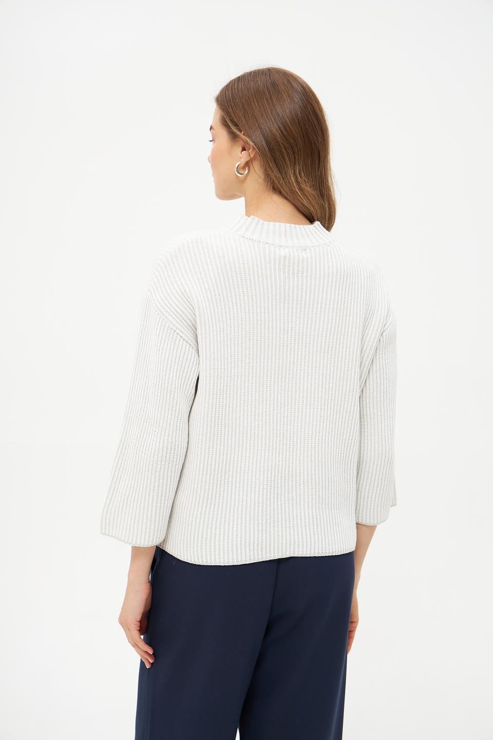 Пуловер Broadway с косами молочный