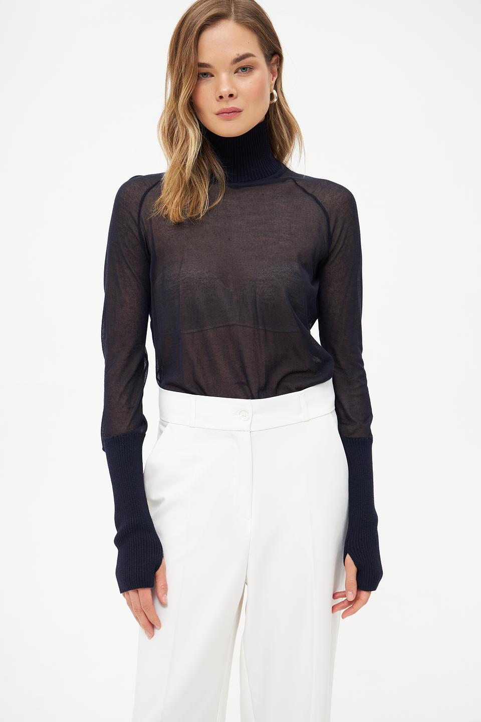 Водолазка Annette Gortz с рукавами