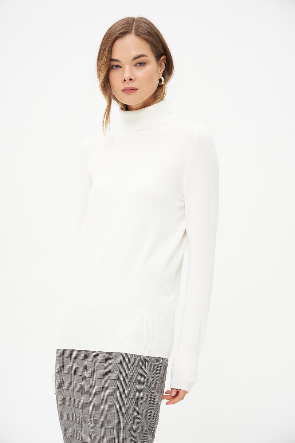 Водолазка Betty Barclay белая