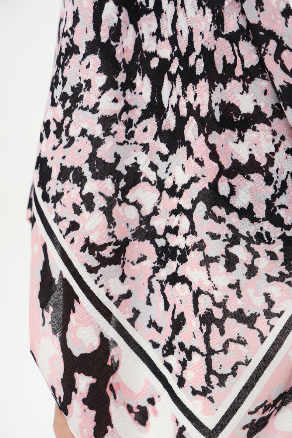 Платок Taifun с леопардовым принтом