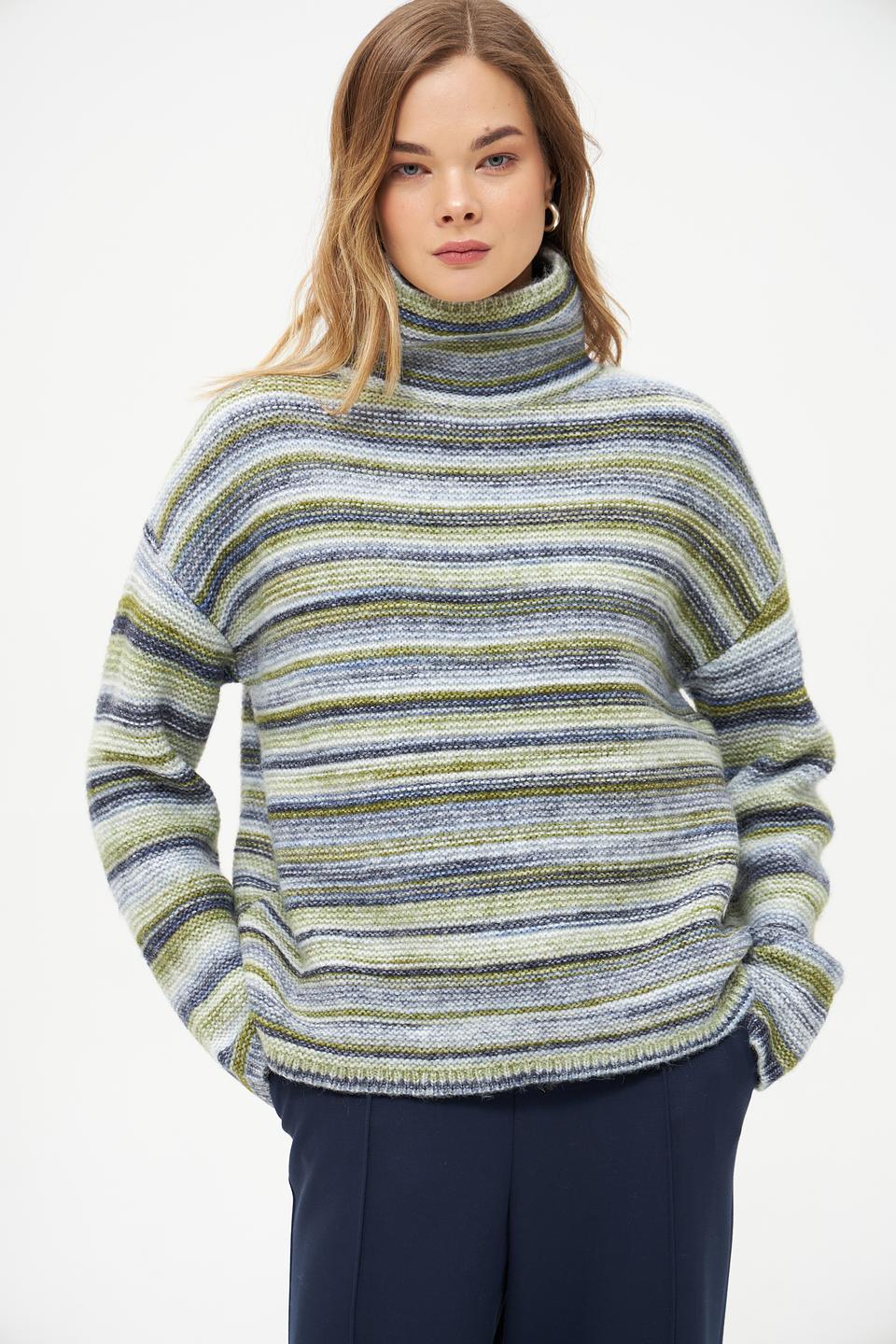 Пуловер Bianca в полоску