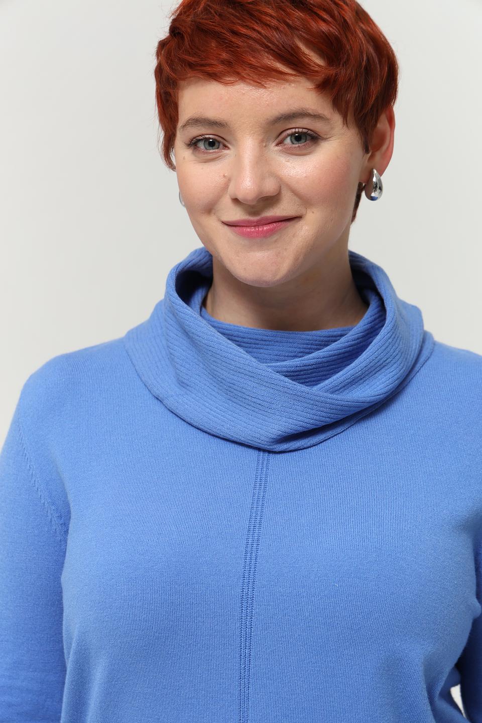 Пуловер Lebek голубой с воротником-холом