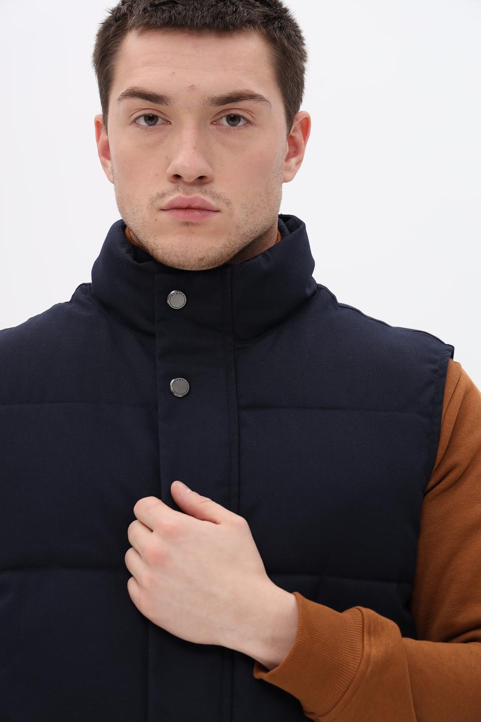 Жилет Bugatti стеганый синий