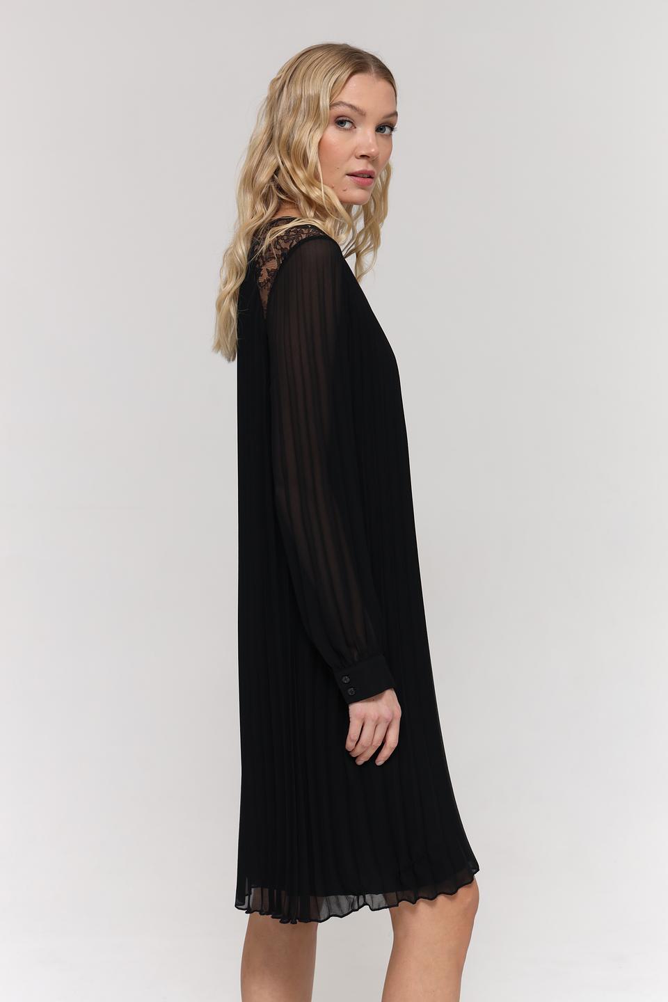 Платье Gerry Weber чёрное с кружевом