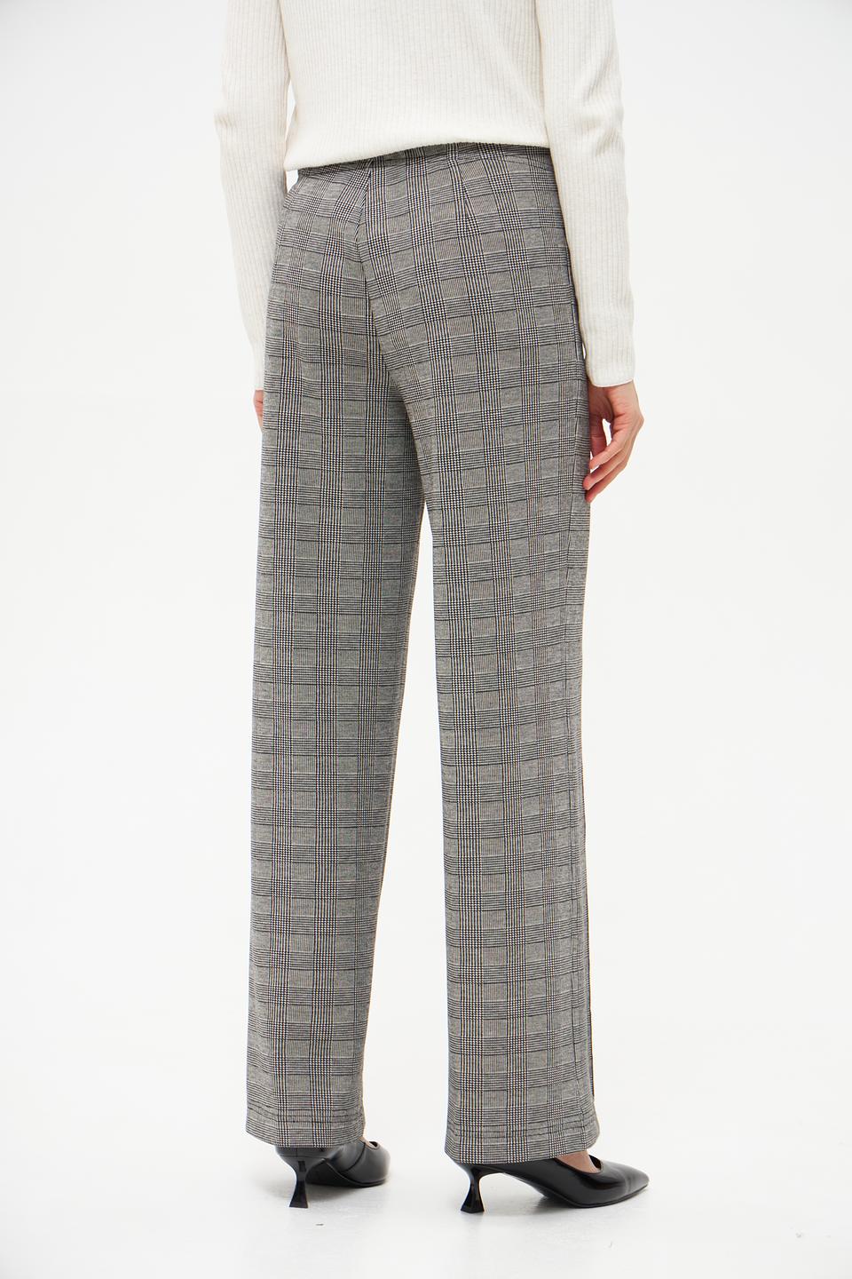 Брюки классические в клетку Oui