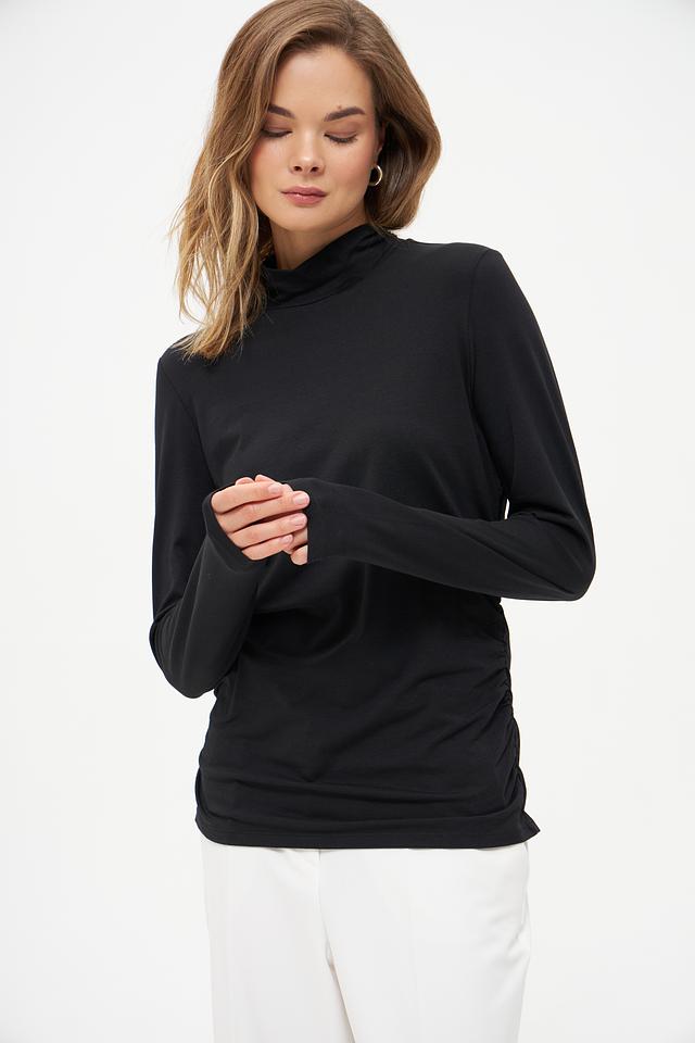 Футболка Oui с драпировкой черная