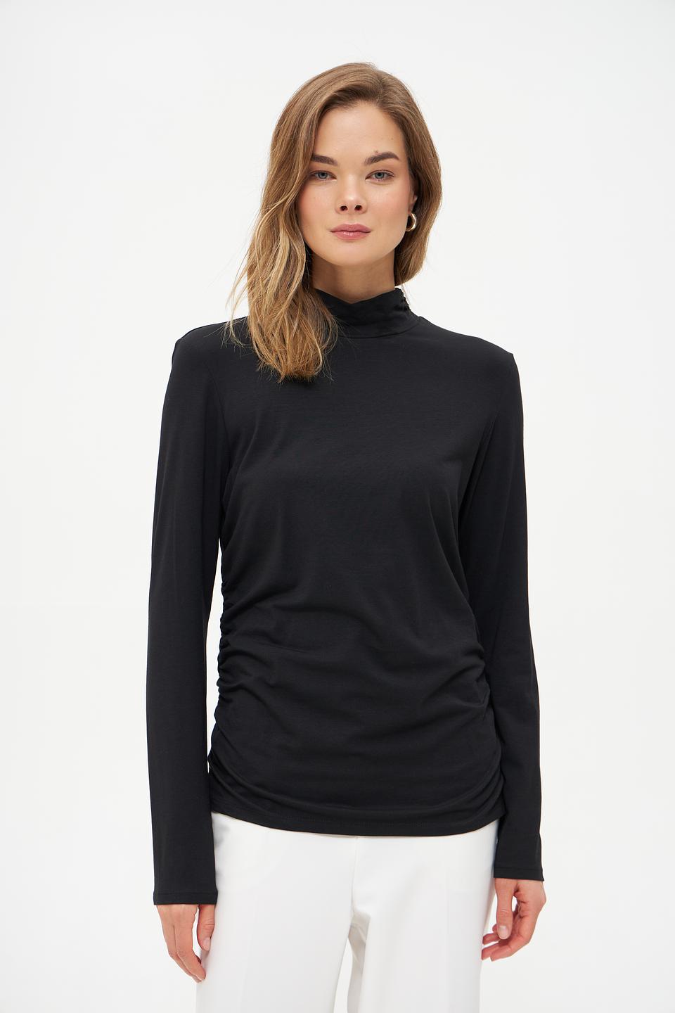 Футболка Oui с драпировкой черная