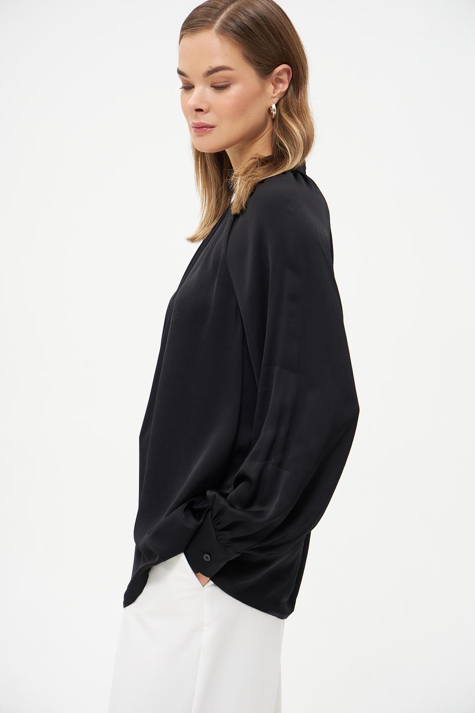 Блуза Oui с воротником-стойкой чёрная