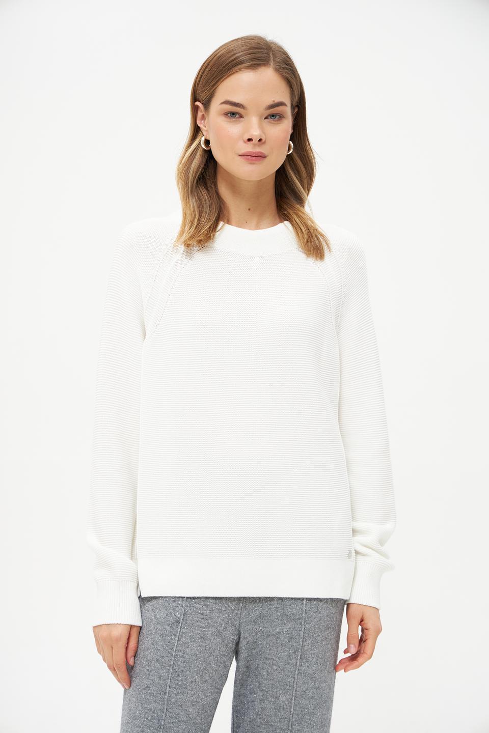 Пуловер Monari белый с текстурой