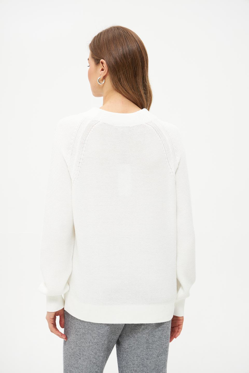 Пуловер Monari белый с текстурой