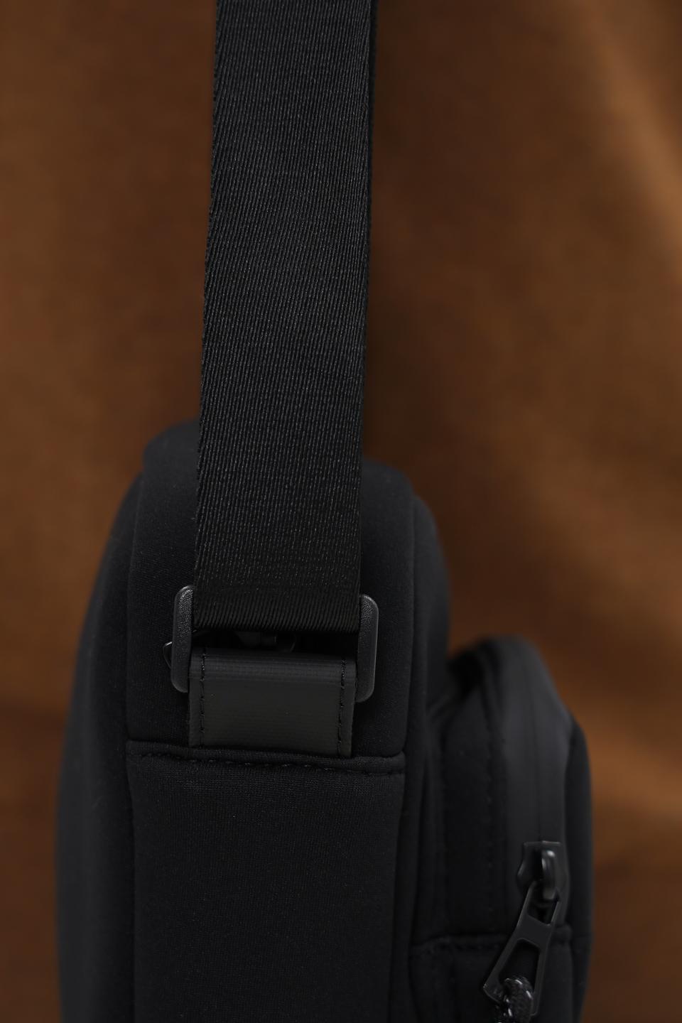 Сумка Lerros чёрная через плечо