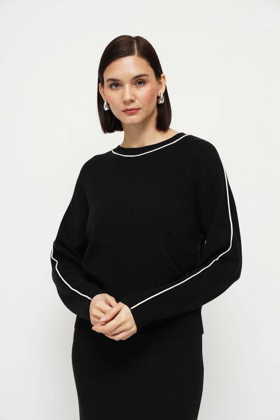 Пуловер Oui с белой отделкой