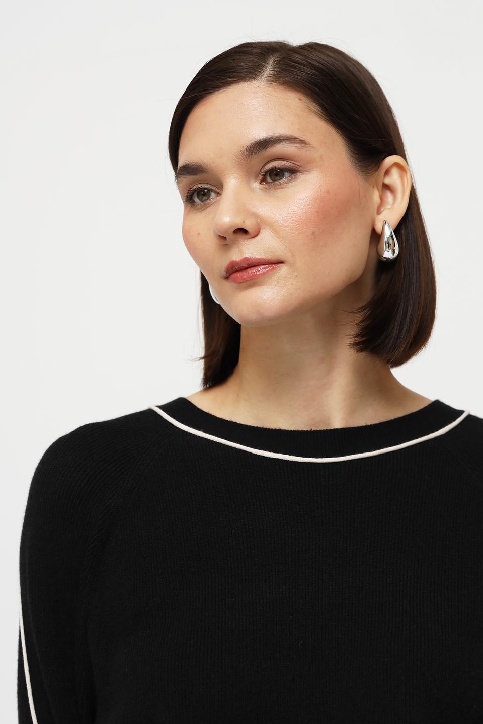 Пуловер Oui с белой отделкой