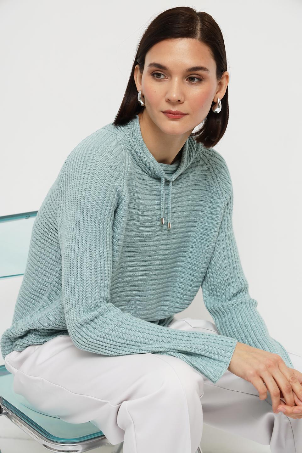 Пуловер Monari с воротником-хомутом мятный