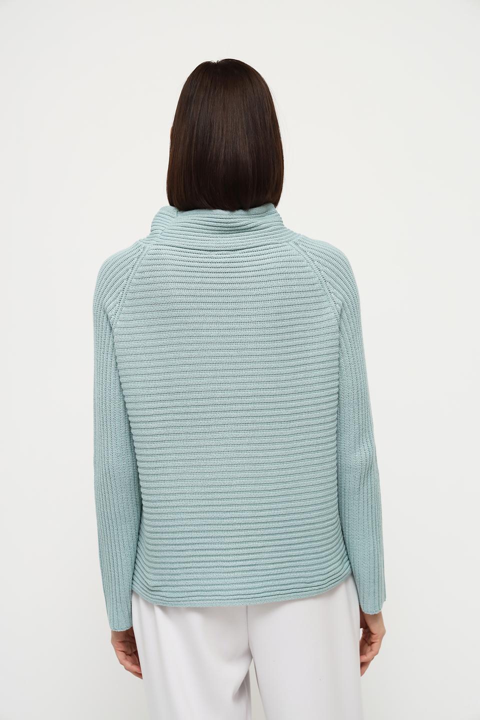 Пуловер Monari с воротником-хомутом мятный