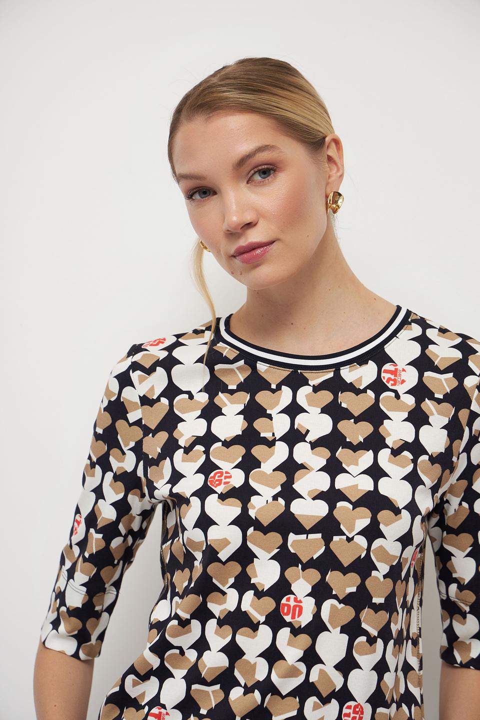 Футболка Marc Cain с сердцами чёрный
